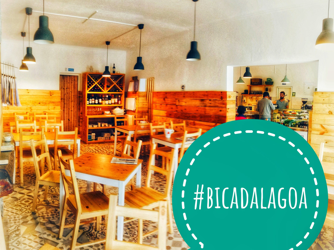 Bica Da Lagoa