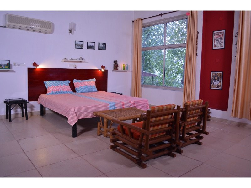 Writers Hill, Sirmour主图