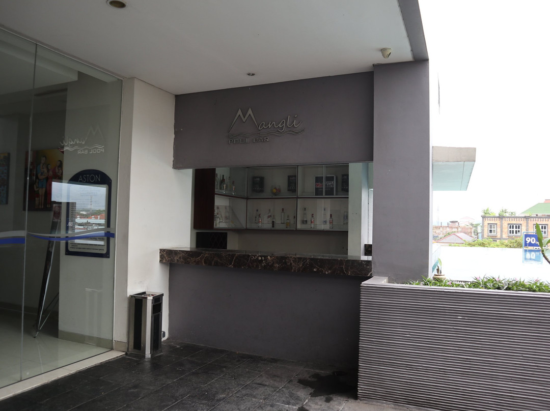 阿斯顿纳文帝国酒店主图