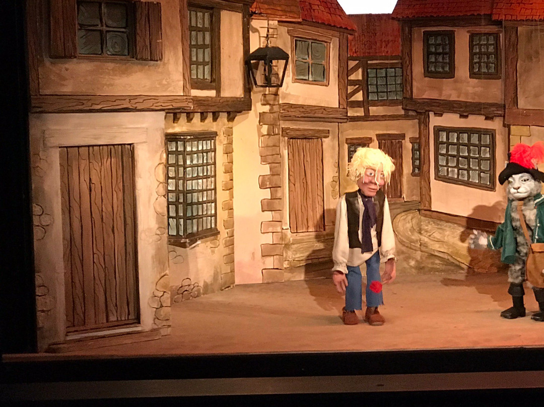 Upfront Puppet Theatre景点图片