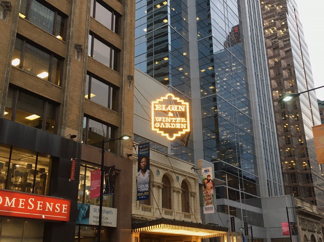 The Elgin & Winter Garden Theatres-多伦多必去景点