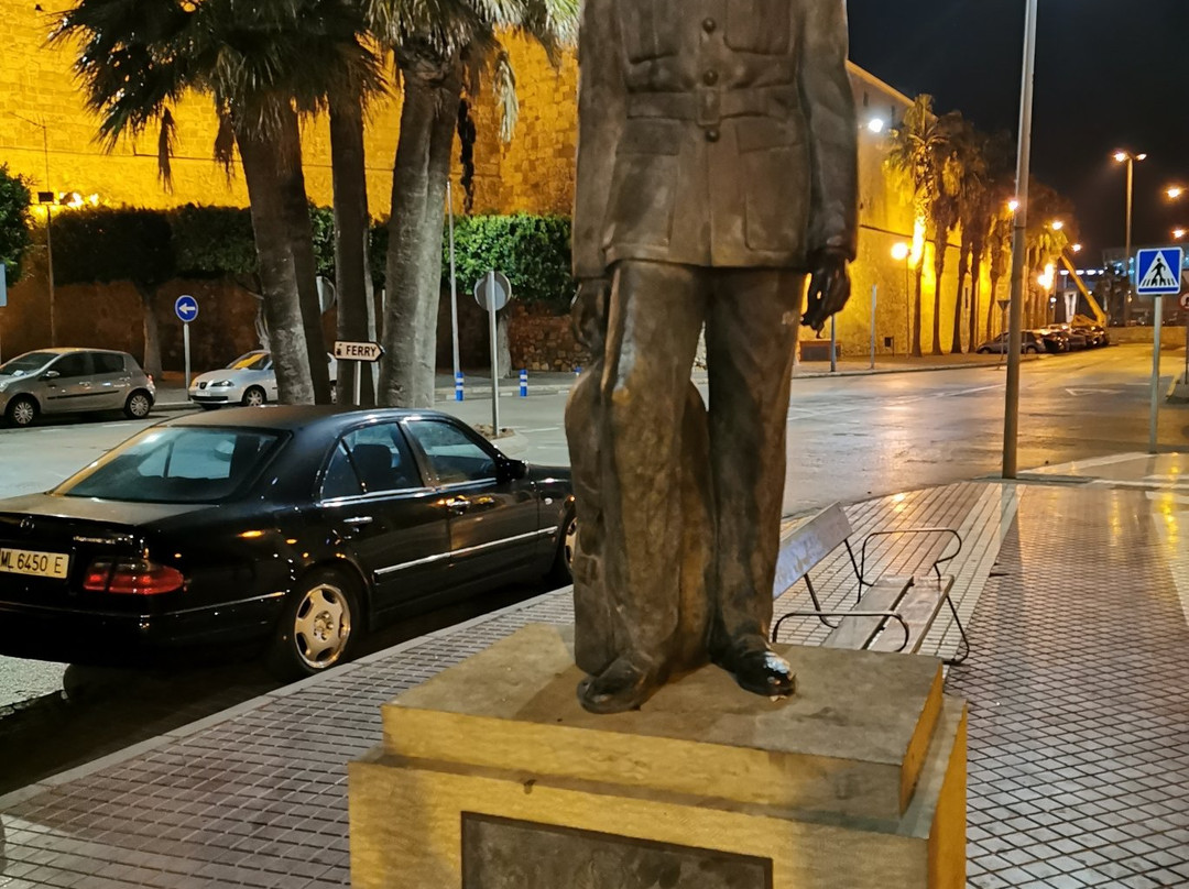Estatua del Soldado de Reemplazo-梅利利亚必去景点