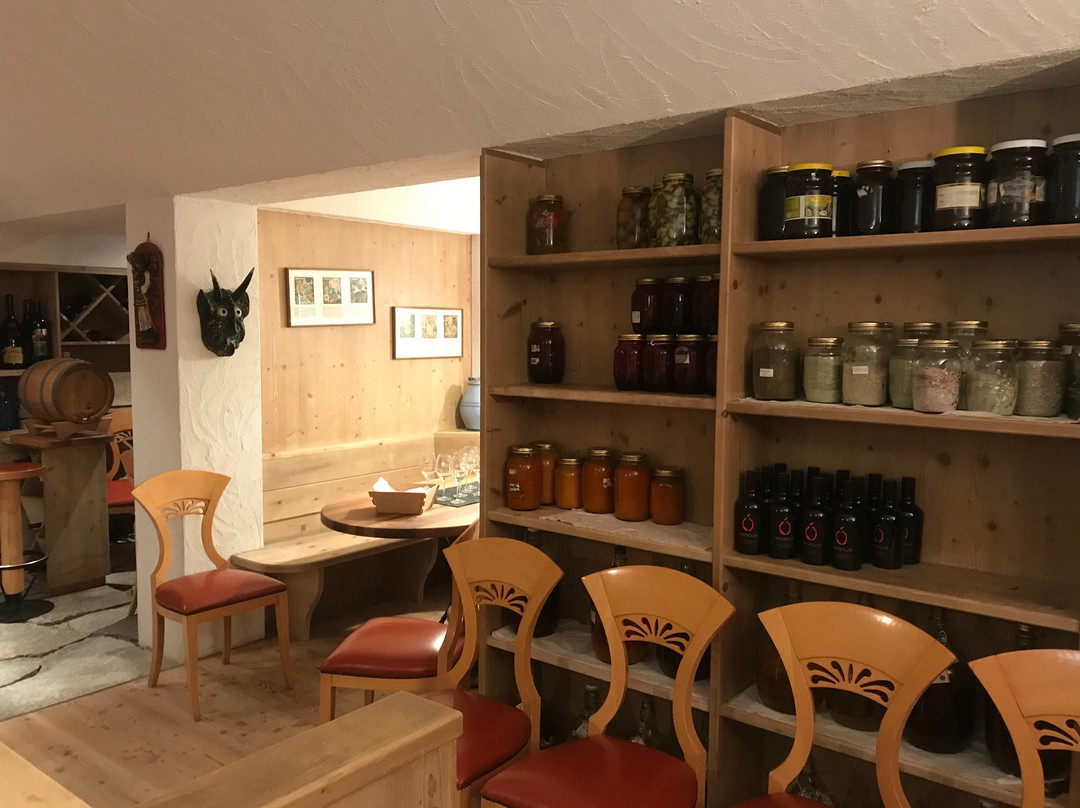 Hotel & Gasthof zum Hirschen主图