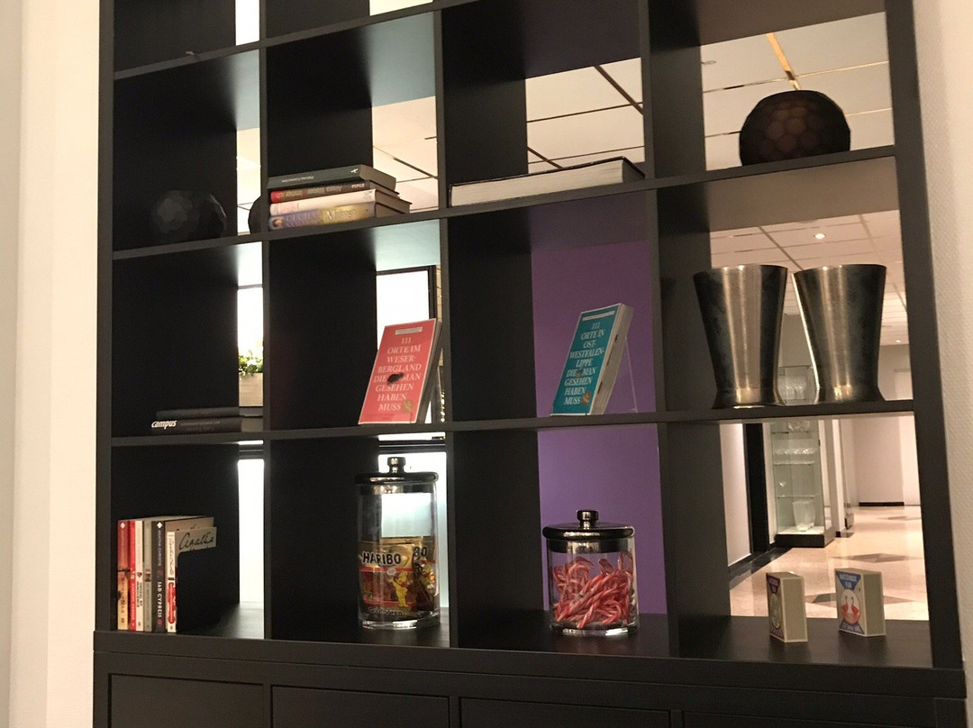 明登假日酒店主图