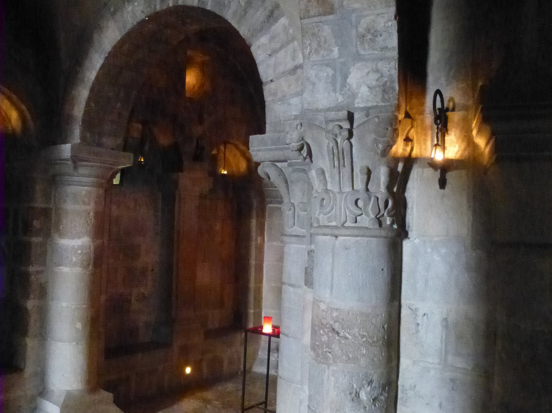 Abbaye de Fleury-Saint-Benoit-sur-Loire必去景点