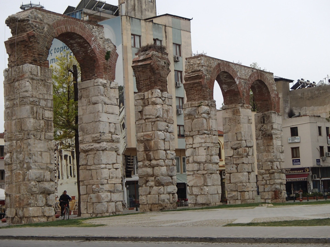 Byzantine acquaducts景点图片