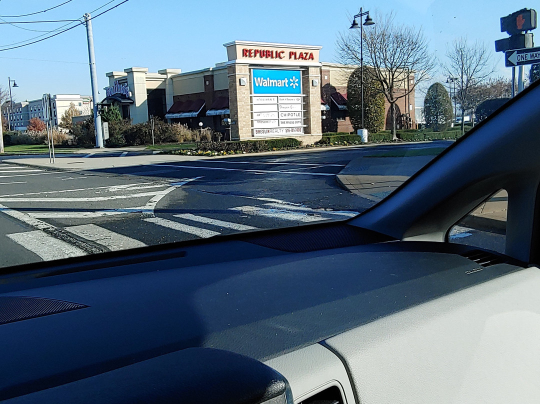 Courtyard by Marriott Republic Airport Long Island/Farmingdale主图