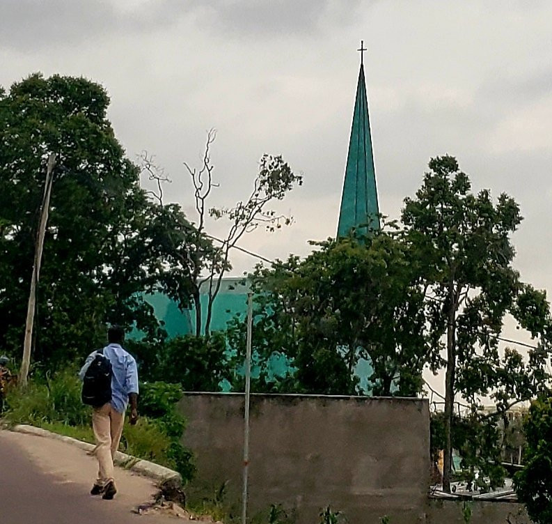 Basilique St. Anne-布拉萨市必去景点