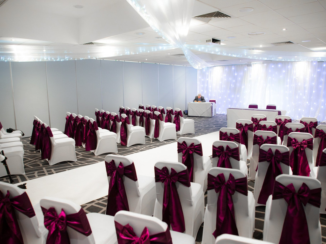Village Hotel Manchester Bury主图