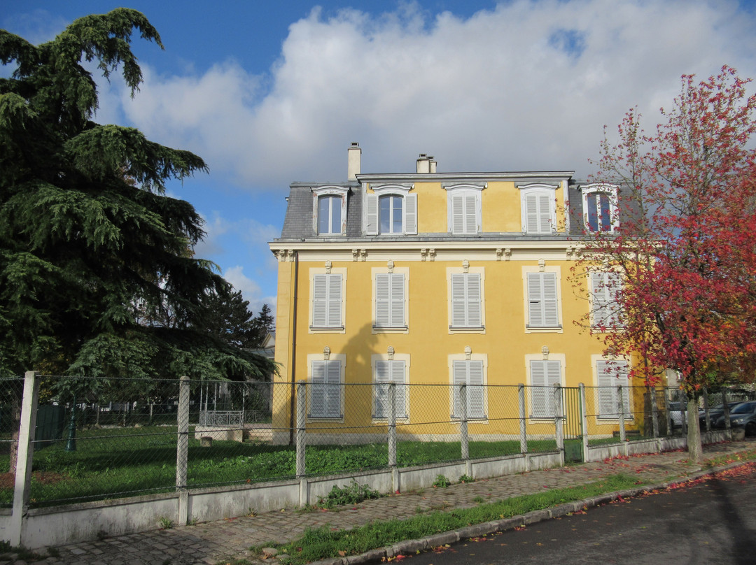 Château de Maison Blanche-Gagny必去景点
