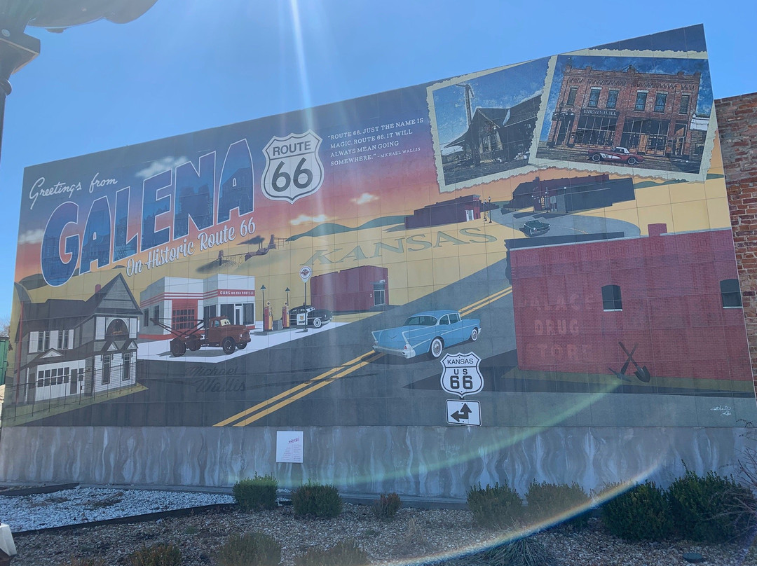 Riverton旅游景点-Murals of Galena