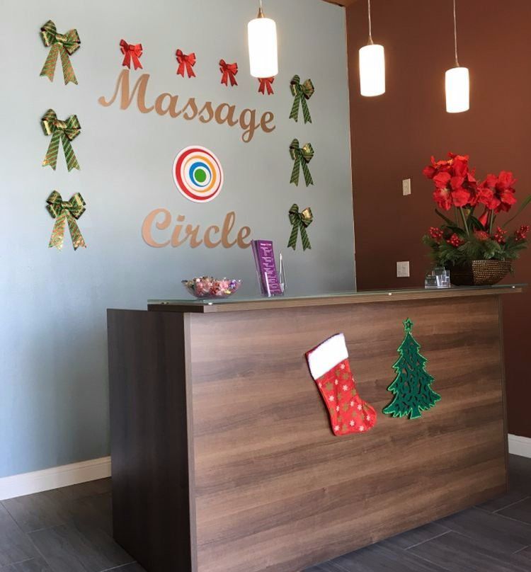 Villa Park旅游景点-Massage Circle