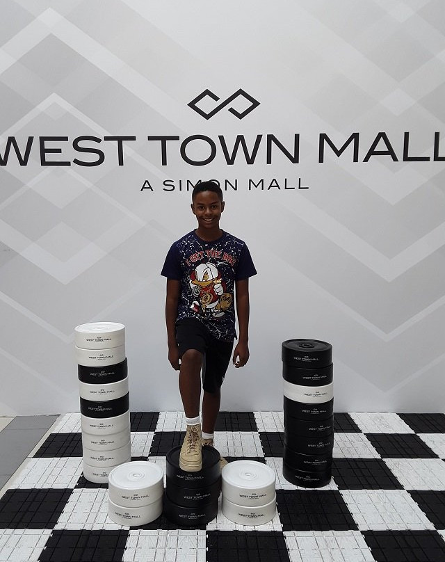 West Town Mall景点图片