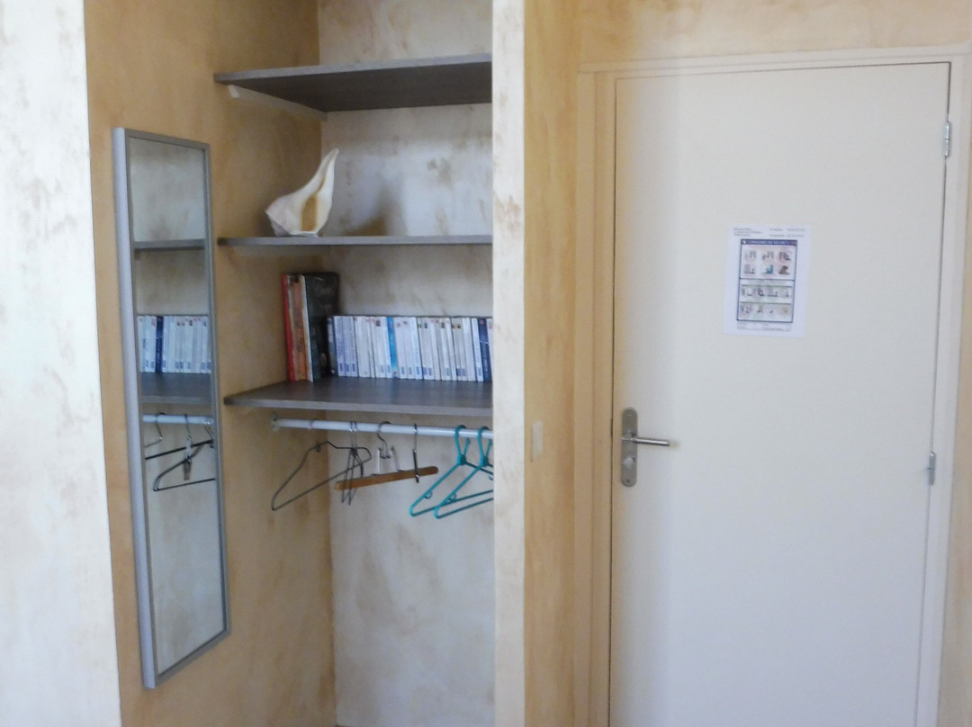 Hotel De La Gare主图