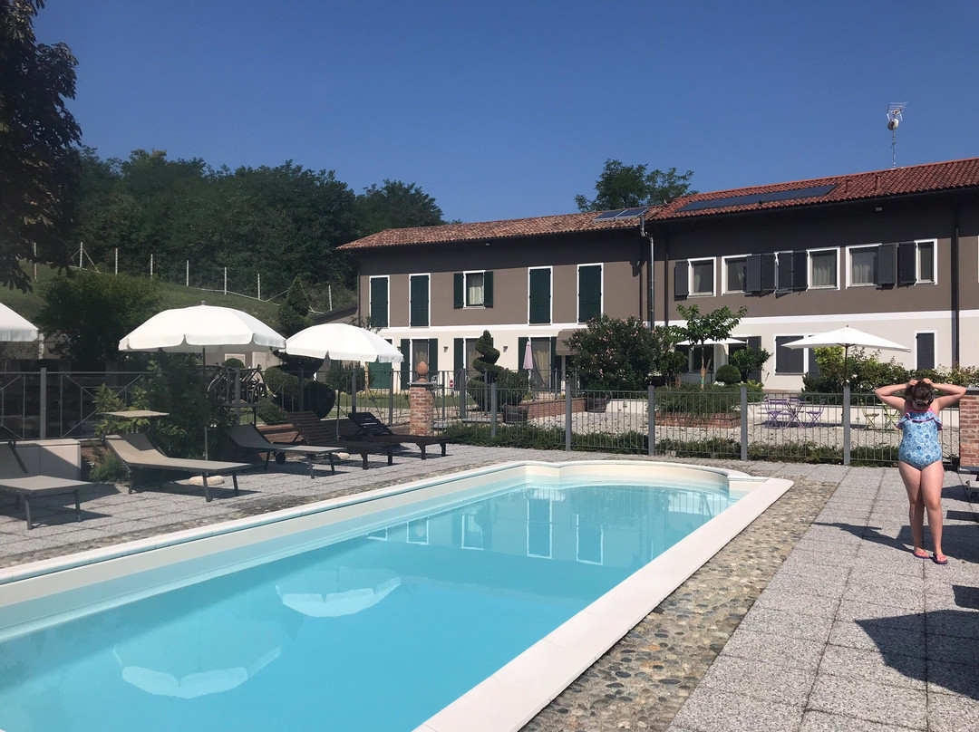 Cascina Castagneto主图