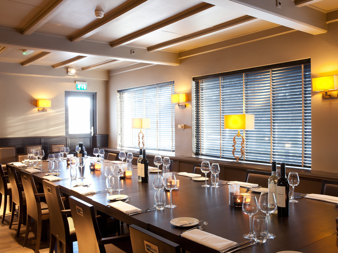 Fletcher Hotel-Restaurant Het Witte Huis主图