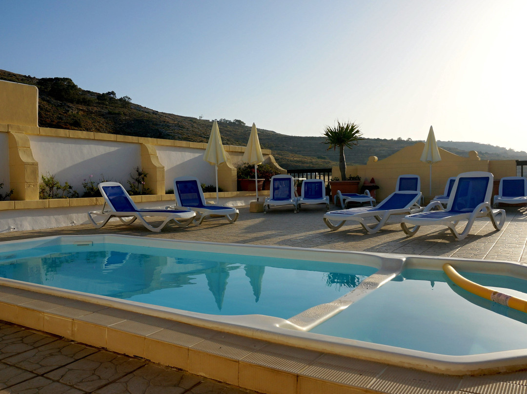 St. Patrick’s Hotel主图