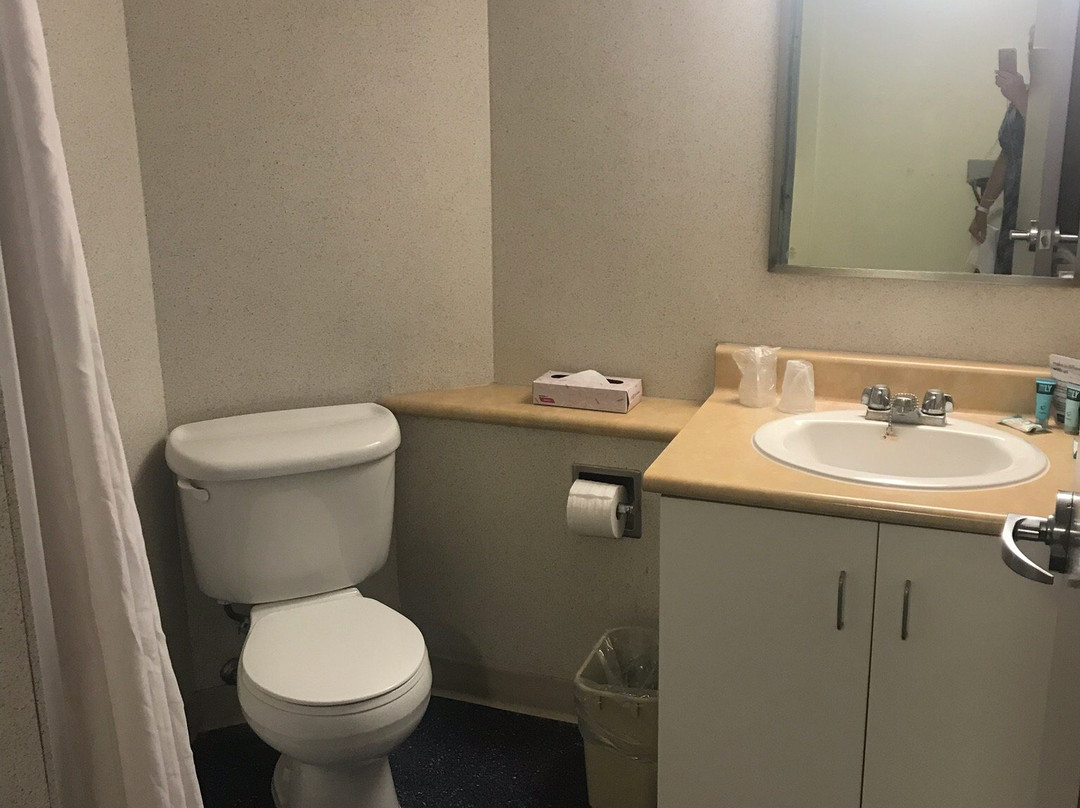 Residence & Conference Centre - Barrie主图