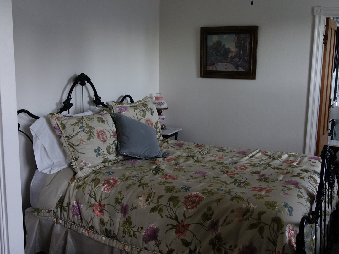 The Jamestown Hotel主图