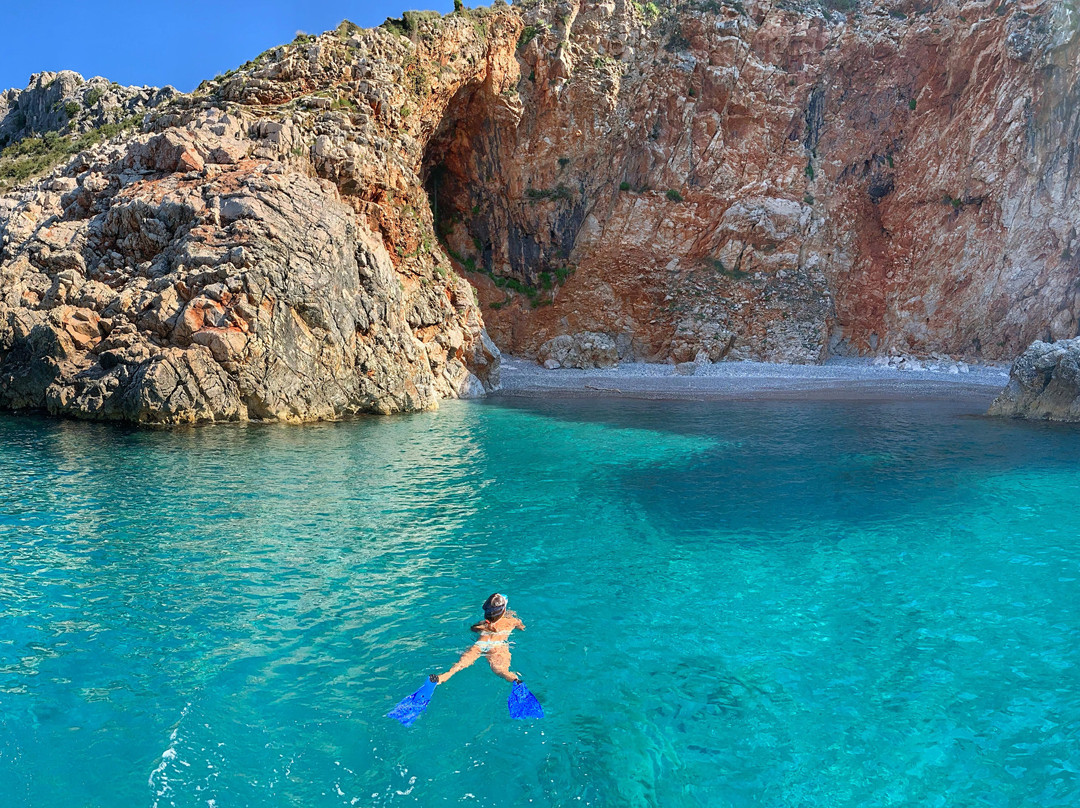 Montenegro Yacht Excursions-Bar必去景点