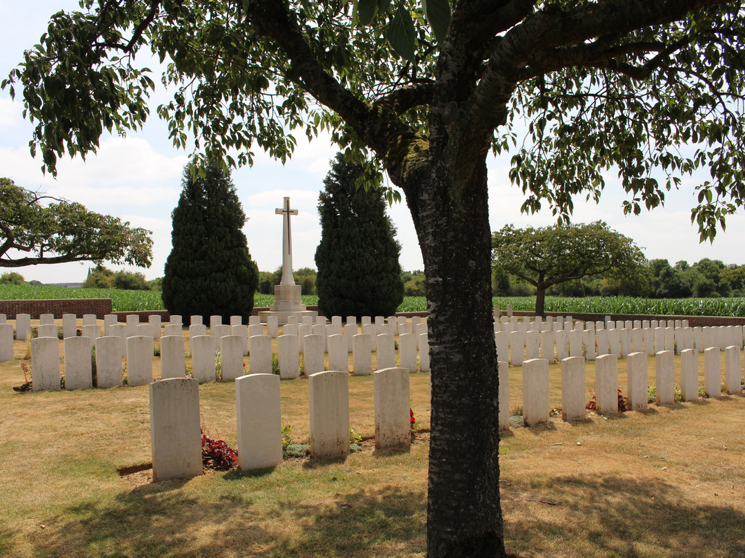 Fricourt New Military Cemetery景点图片