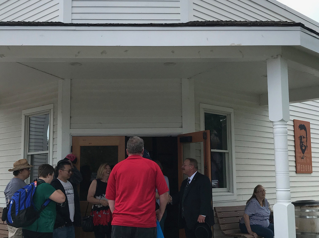 Old Town Hall Theater-Medora必去景点