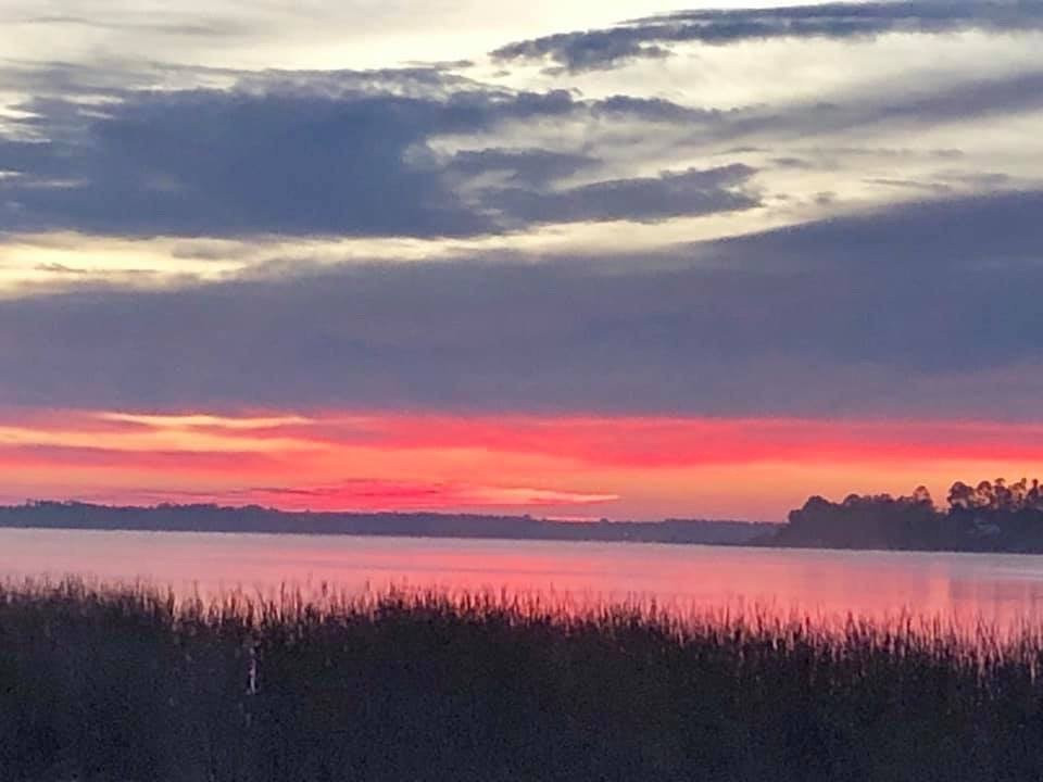 Lake Kerr-Salt Springs必去景点