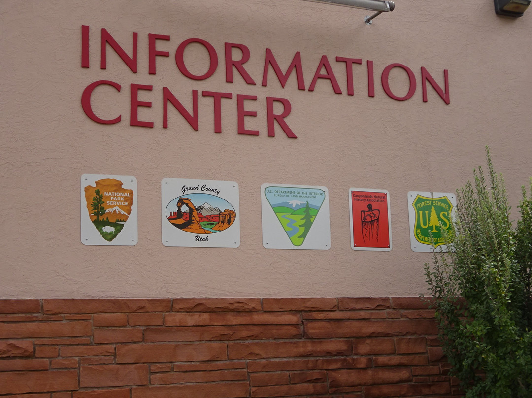 Moab Information Center-莫阿布必去景点