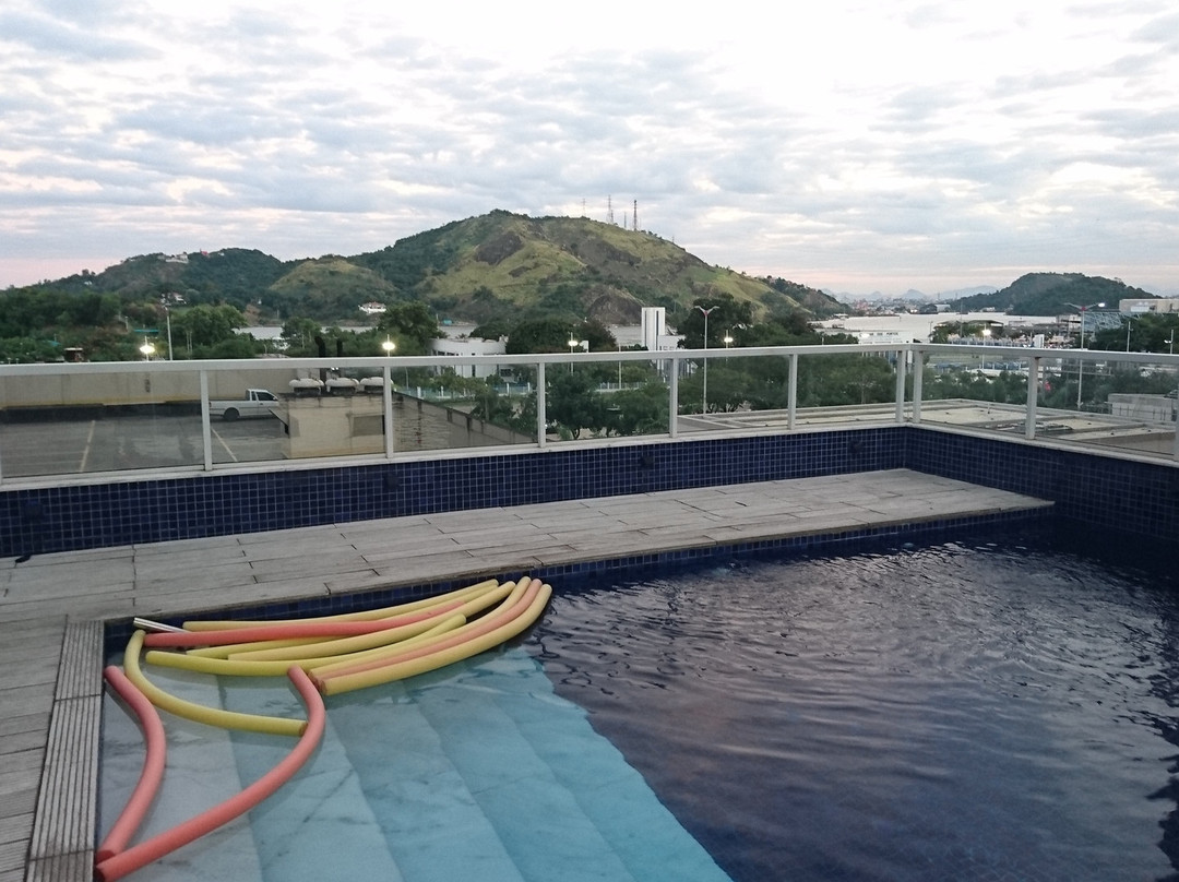 维多利亚港金郁金香酒店主图