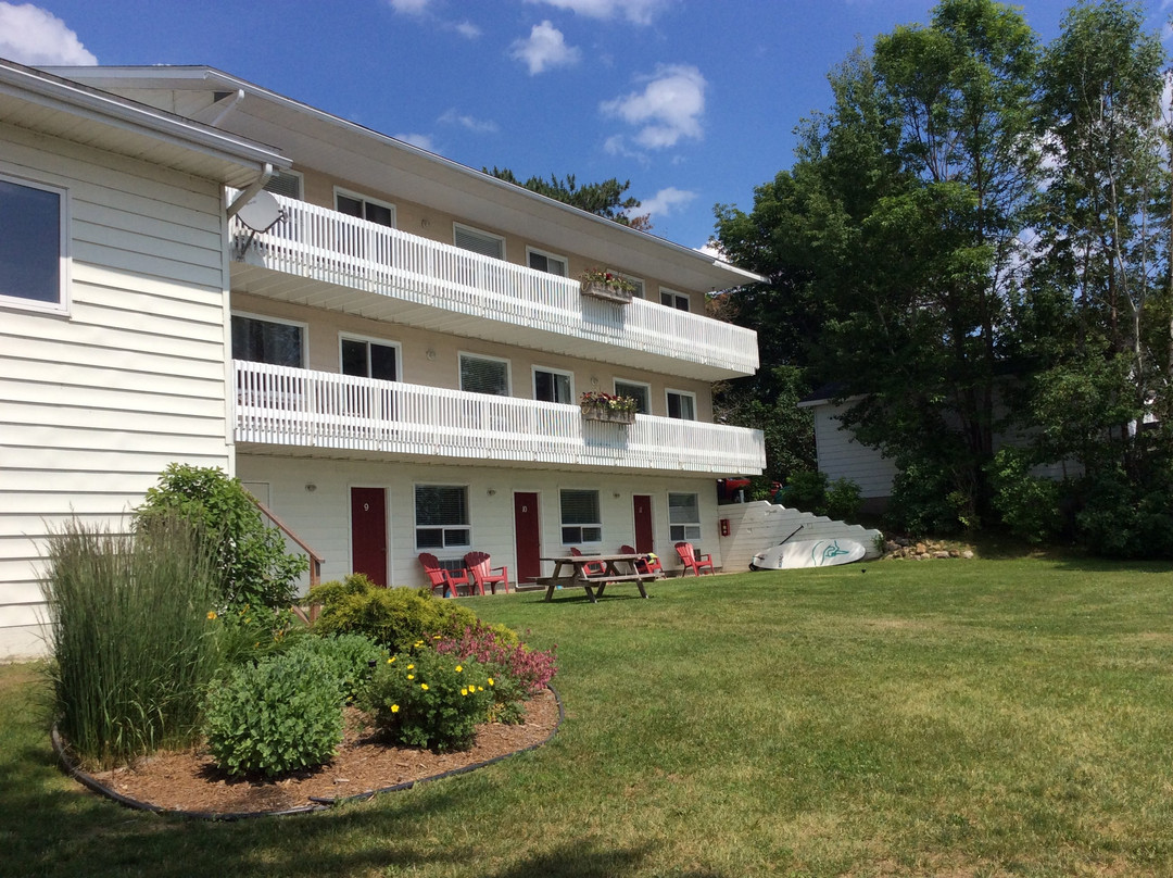 Sands on Golden Lake主图