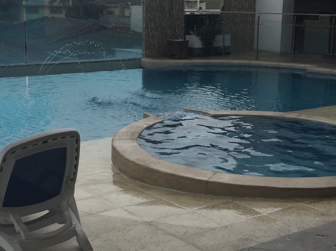 中庭广场酒店主图