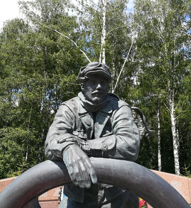 Monument to the Heroes of Motorists-莫斯科必去景点