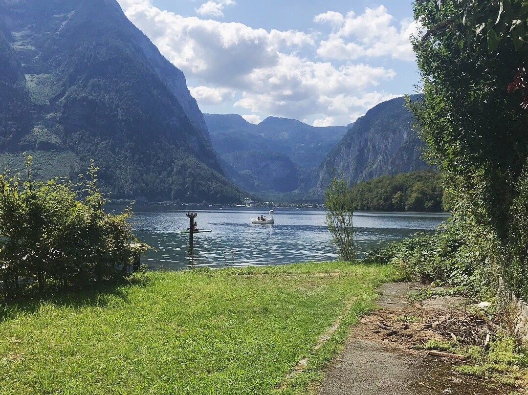 Obertraun Bathing Area/Lakeside Recreation Area景点图片