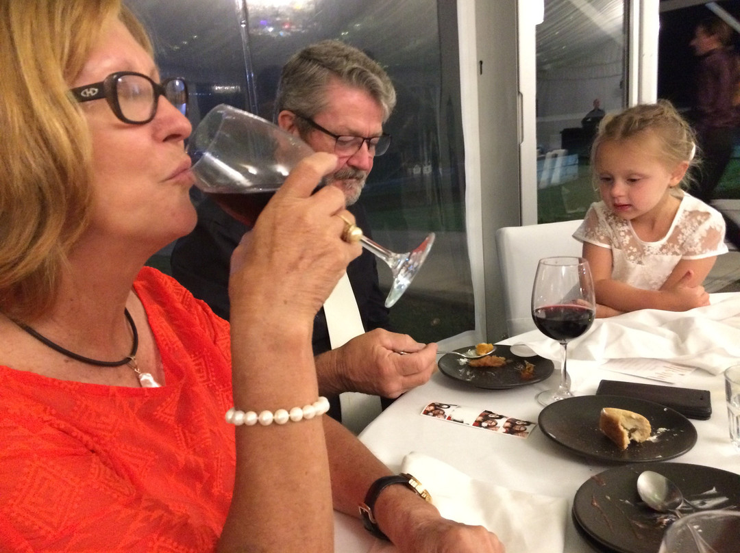 赛普拉斯湖盛橡度假酒店主图