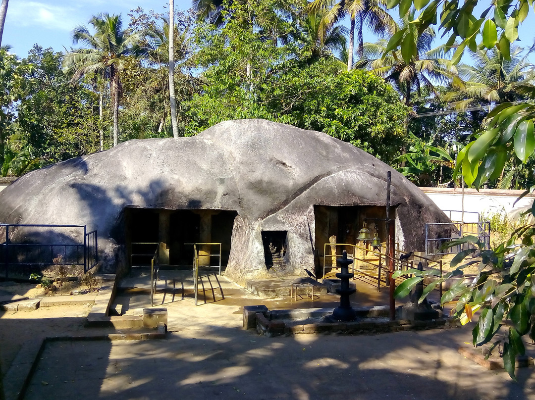 The Cave Temple at Kottukal景点图片