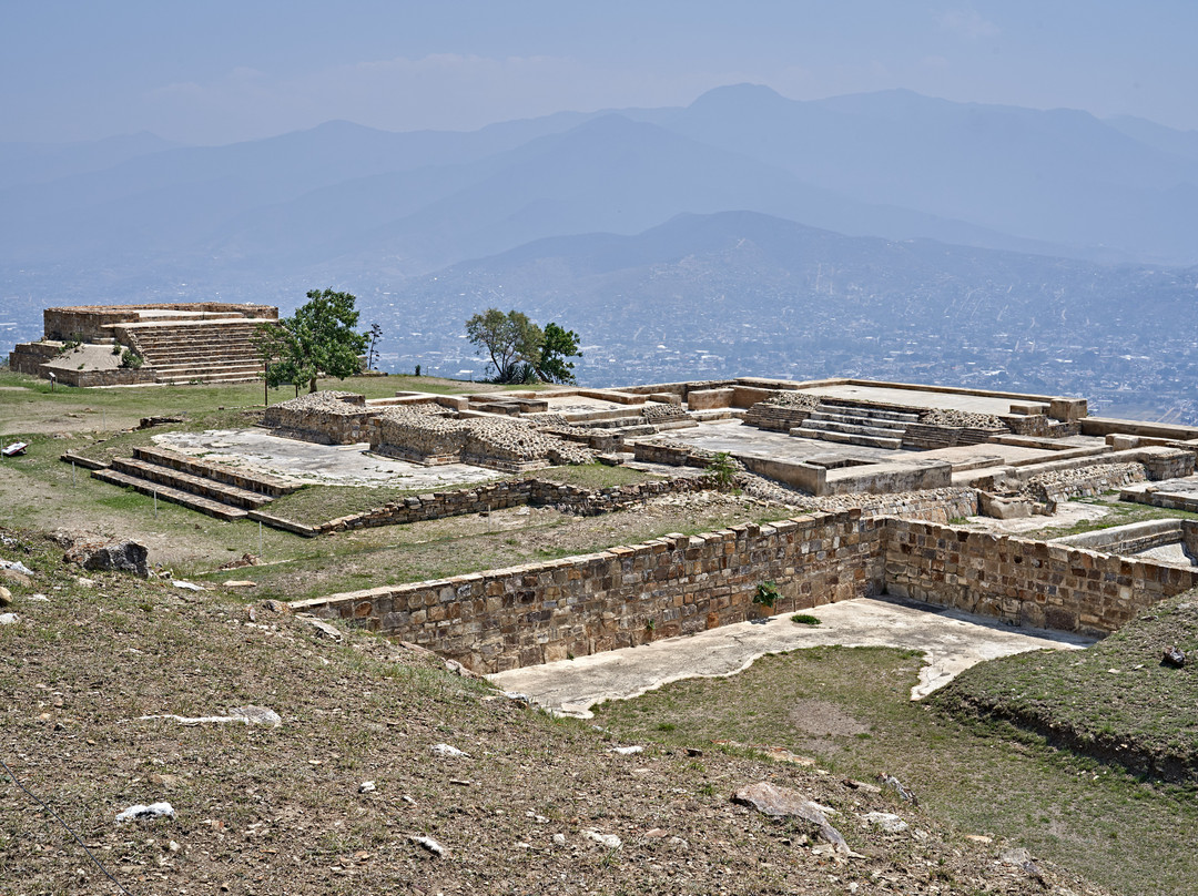 Zona Arqueológica de Atzompa-瓦哈卡必去景点