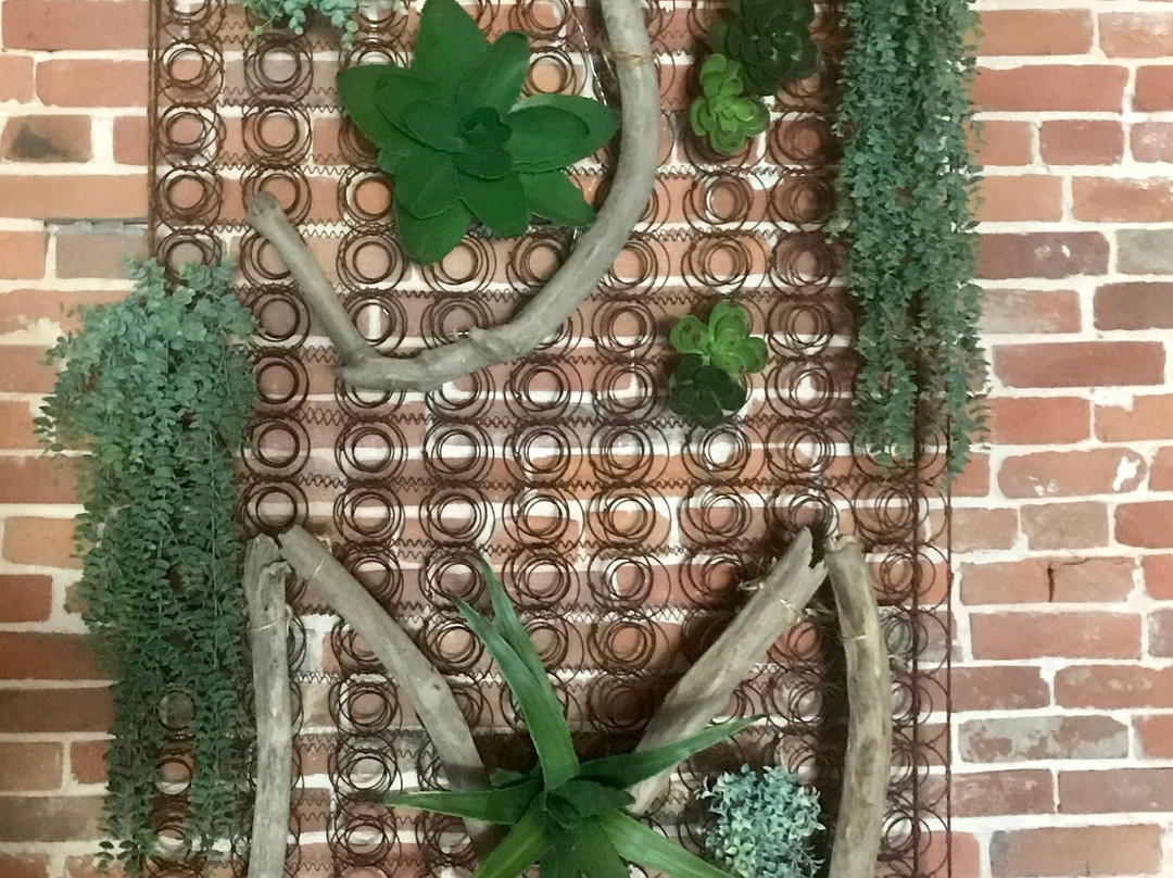 Juste Moi Yoga & Spa-Perryville必去景点