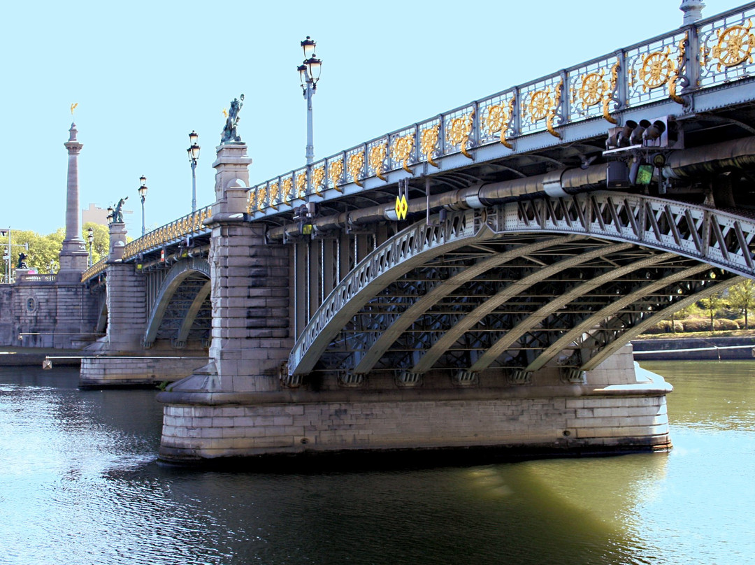 Pont de Fragnee景点图片