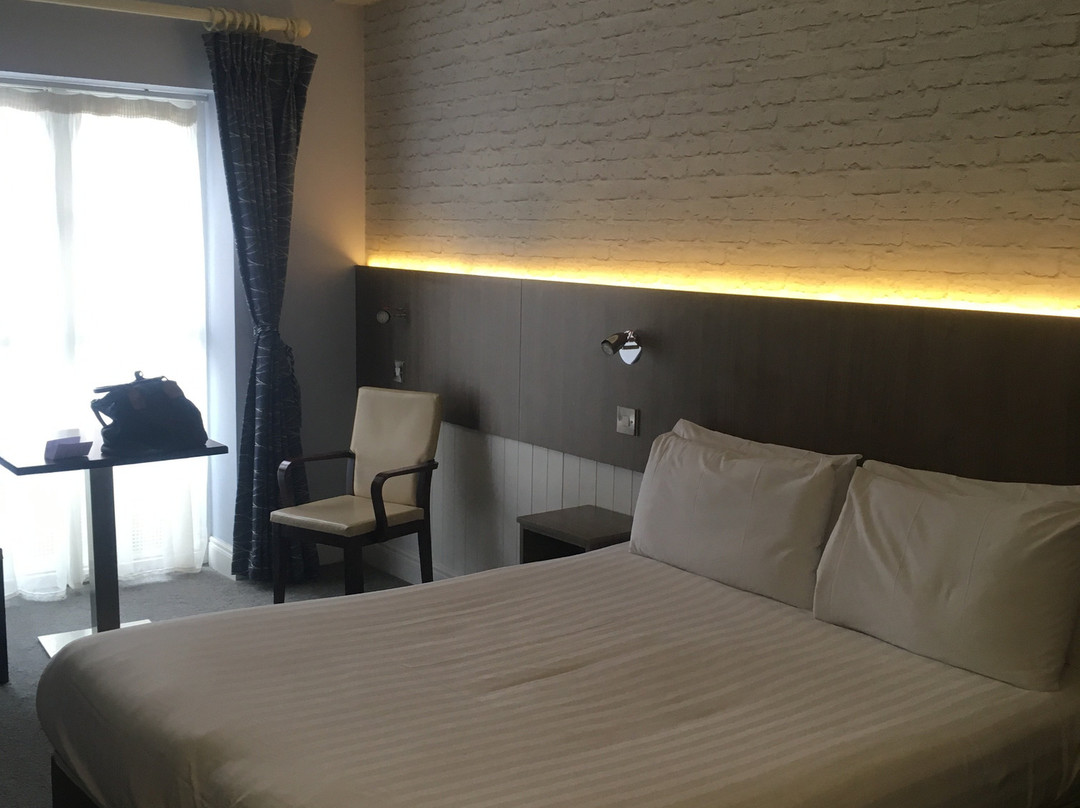 Slaney Suites