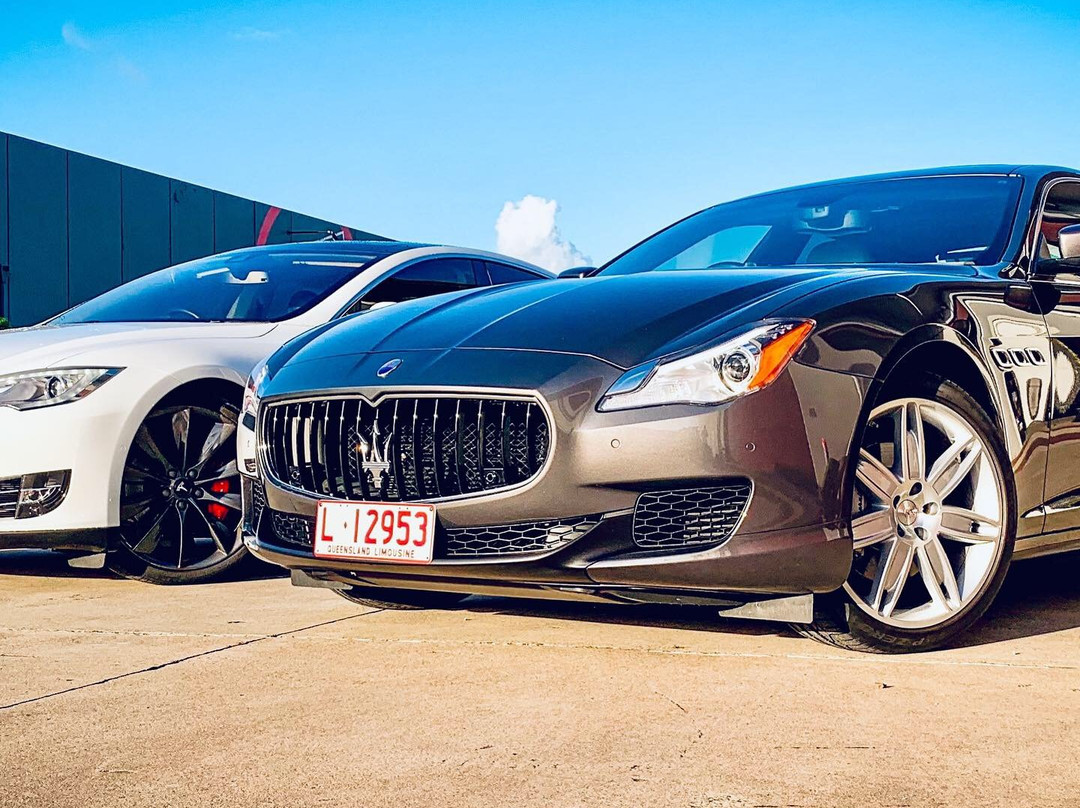 Dragon Tours and Limousines景点图片