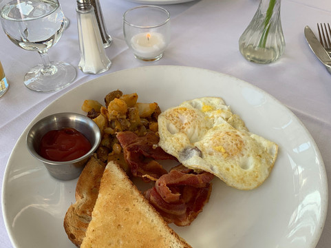 比克曼阿姆斯和德拉梅特旅馆主图