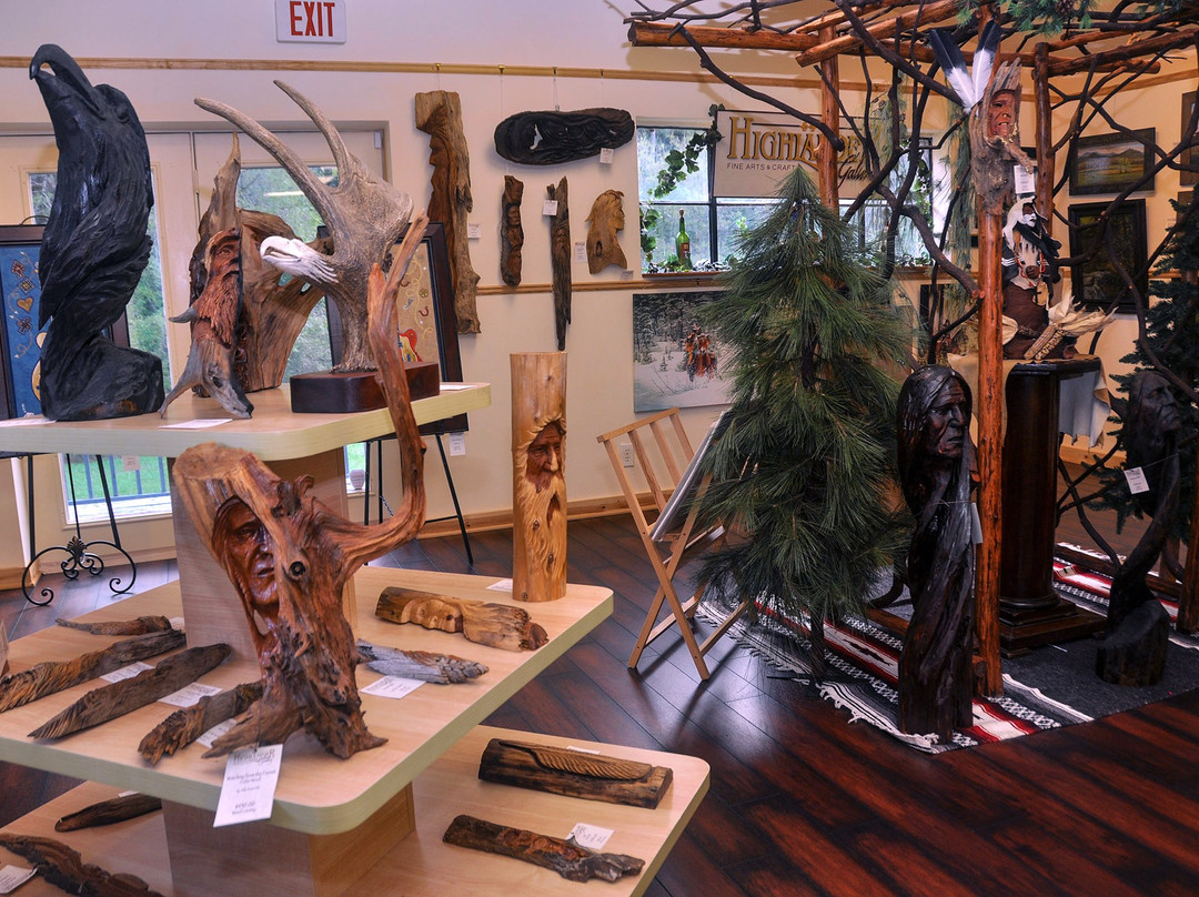 Highlander Gallery-Brasstown必去景点