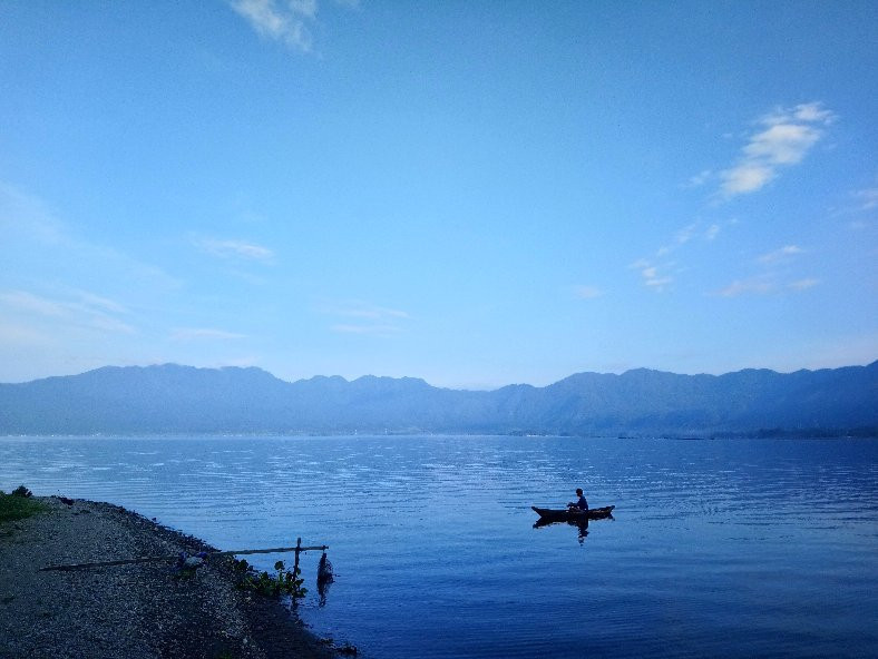 Lake Maninjau景点图片