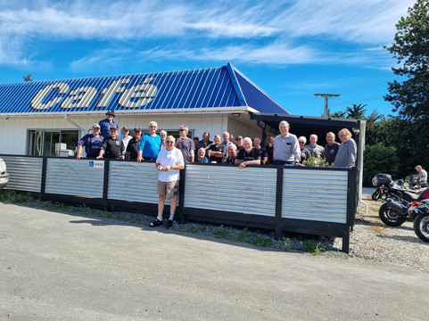 MJ'S Services Cafe At Ward