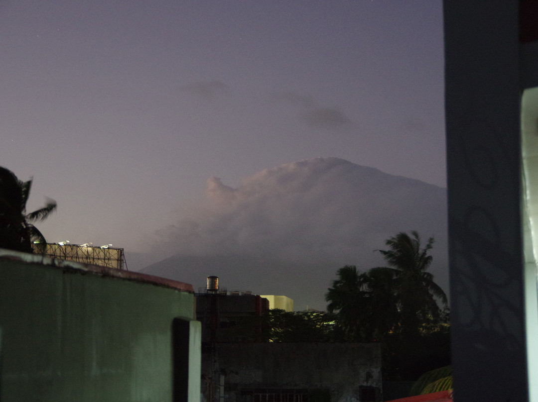 Third & Sean's Place主图