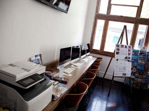 Hougoumont Hotel主图