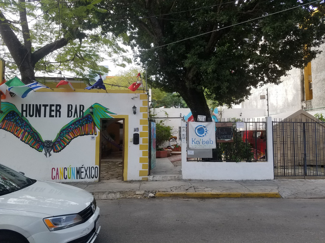 Fiesta Party Hostel - Cancun