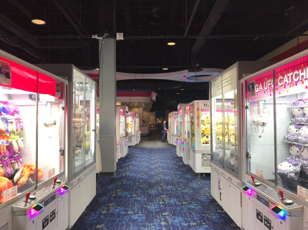 Round 1 Bowling and Amusement-工业市必去景点
