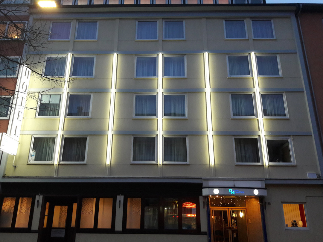 City Hotel Celina主图