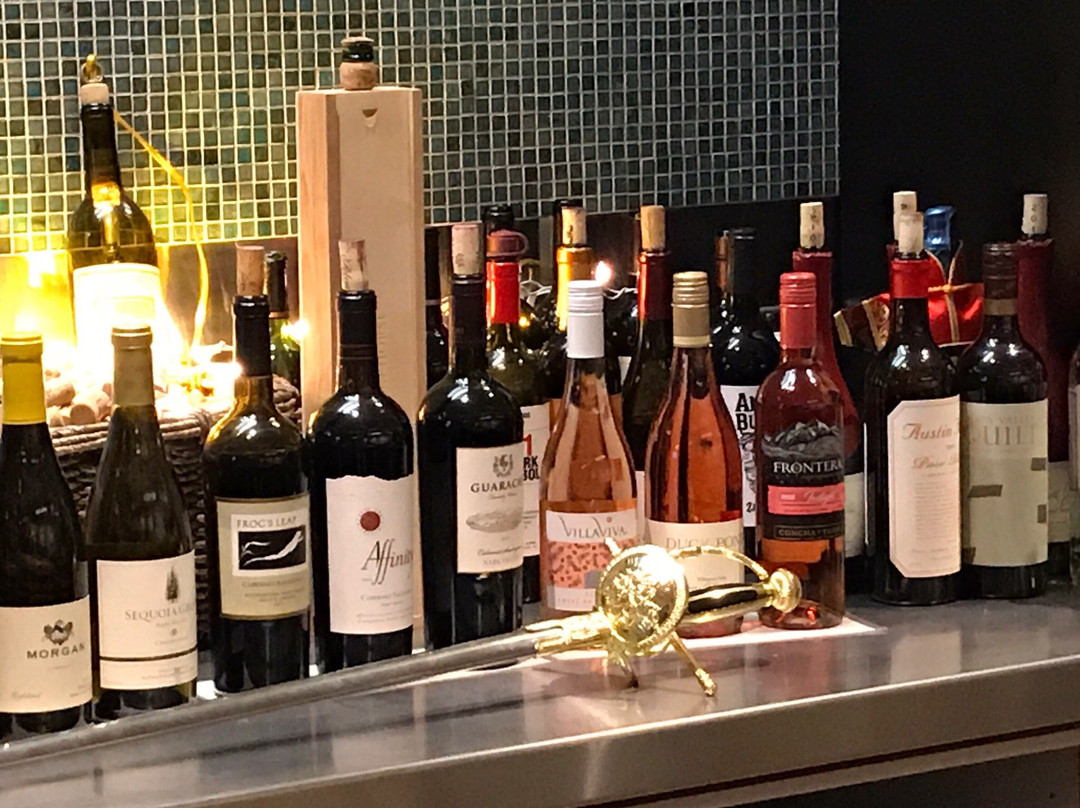 Salt Creek Wine Company